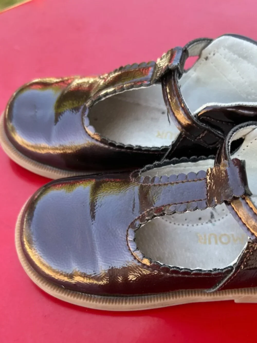 L'Amour Louise T-Strap Sz 8